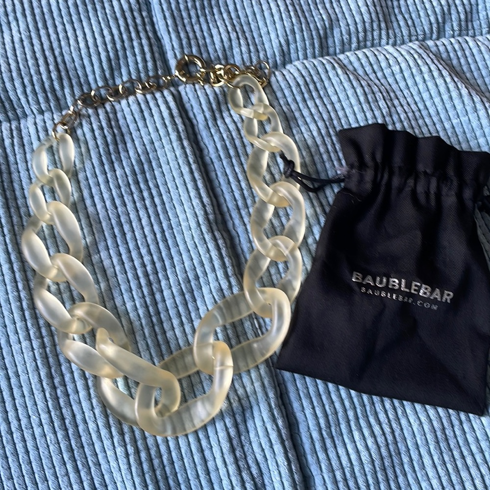 BaubleBar Porto Links Frosted Acrylic Necklace